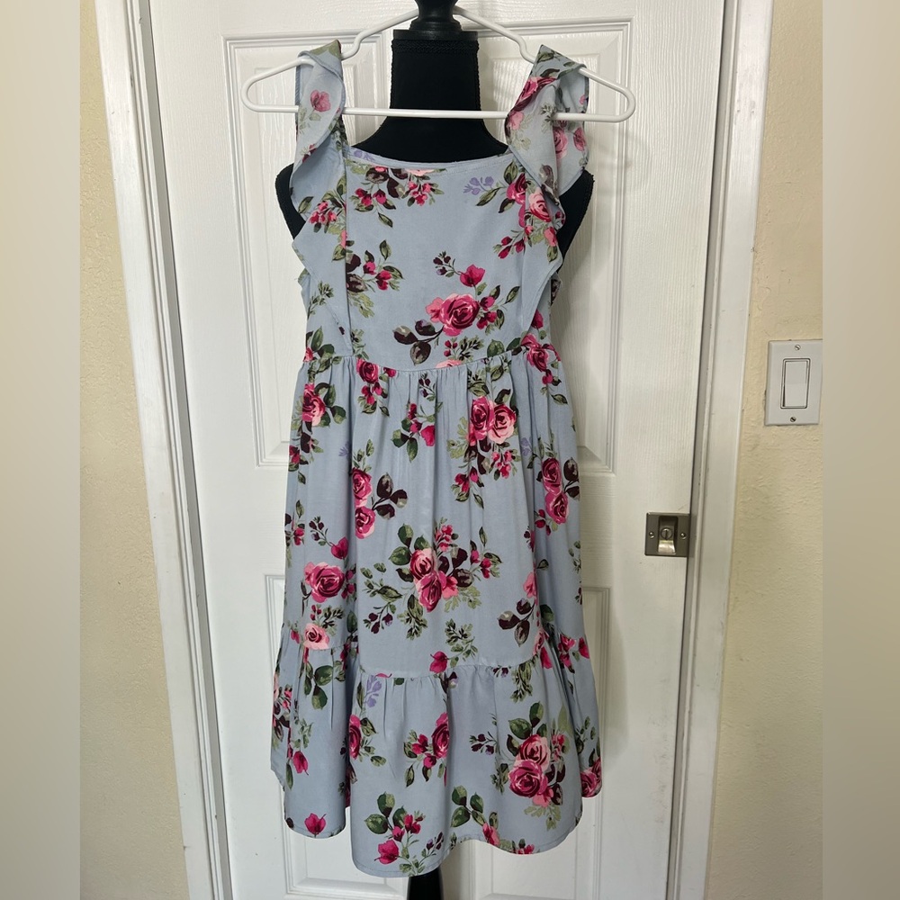 THE CHILDREN’S PLACE Girl’s size 14 floral Mid length dress Ruffled shoulders